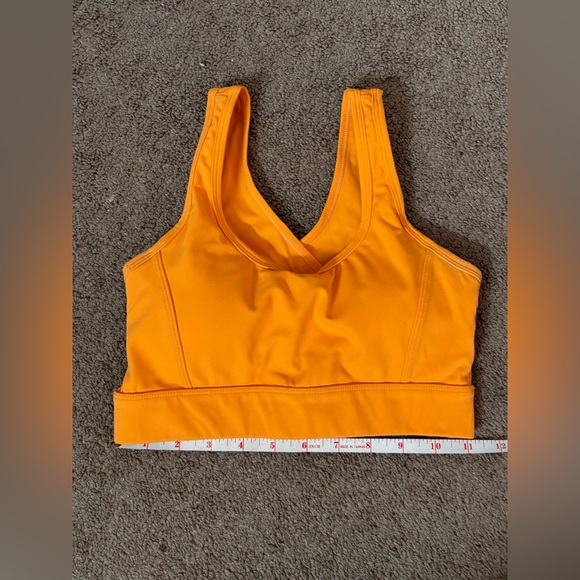NVGTN sports bra Orange size Extra Small with bra clasps removable padding - Picture 6 of 6